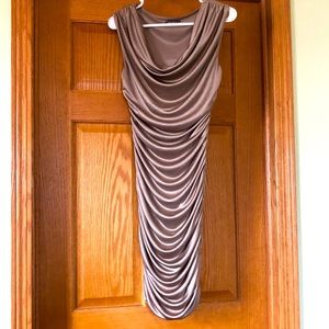 Sleeveless champagne Express dress